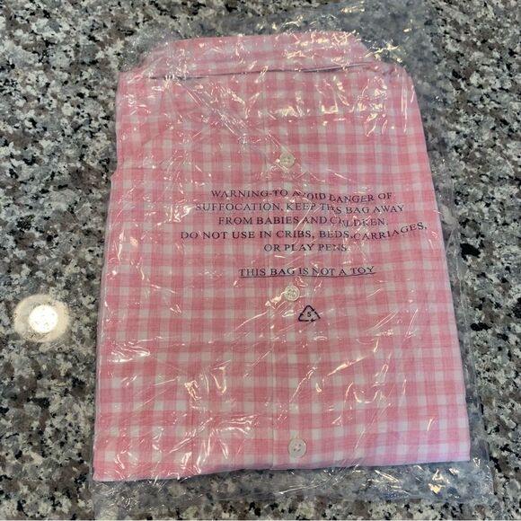 Utuckit Shirt 12 - Picture 7 of 12